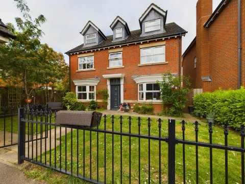 View Full Details for Tamarisk Way, Hampden Hall, Aylesbury