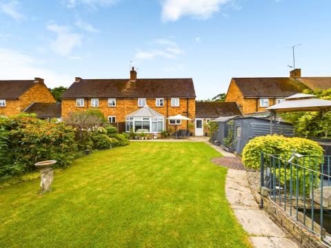 View Full Details for Anstey Close, Waddesdon