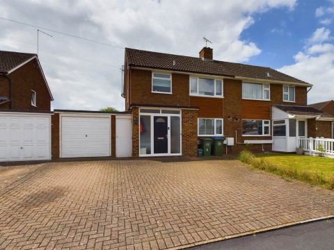 View Full Details for Welbeck Avenue, Bedgrove, Aylesbury