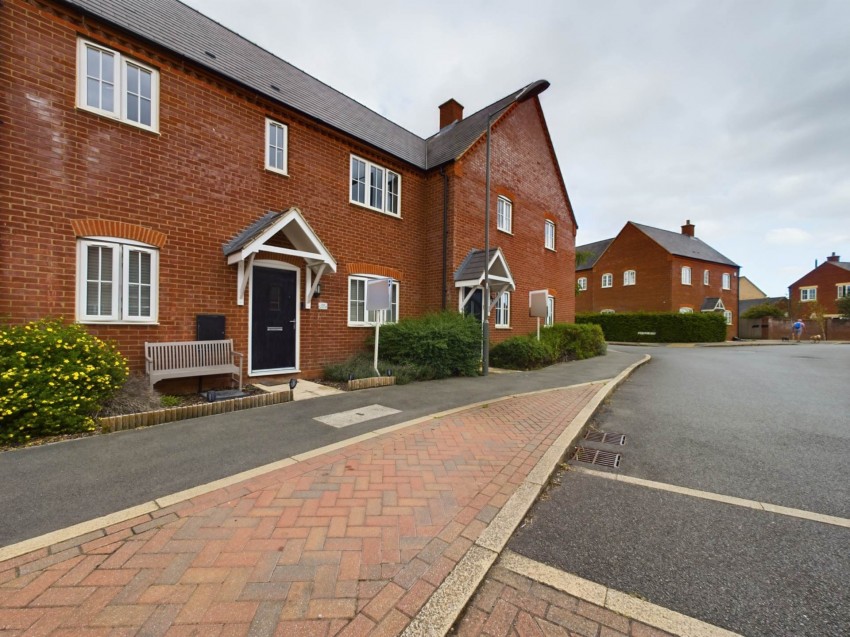 Images for Siddington Drive, Berryfields, Aylesbury