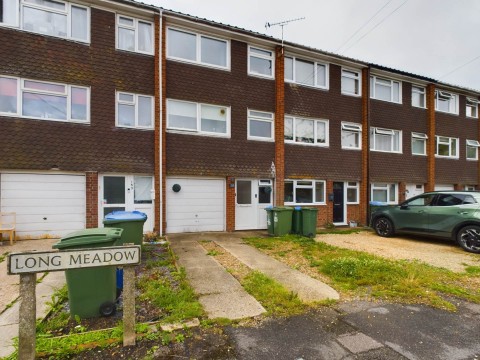 View Full Details for Long Meadow, Bedgrove, Aylesbury