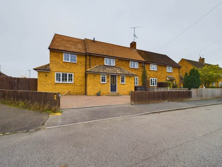 Anstey Close, Waddesdon, Aylesbury