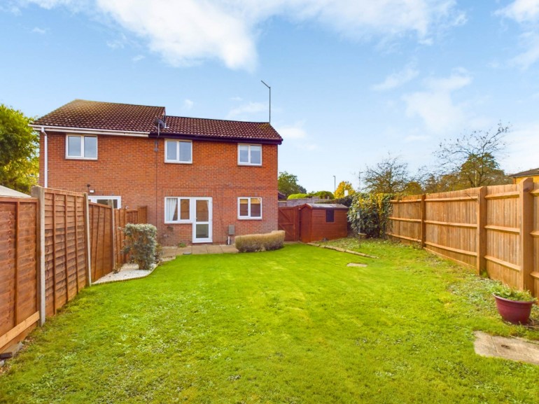 Meadow Way, Coppice, Aylesbury