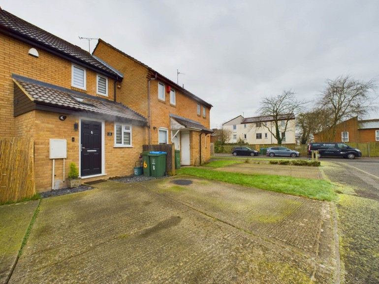 Turner Close, Cleveland Park, Aylesbury