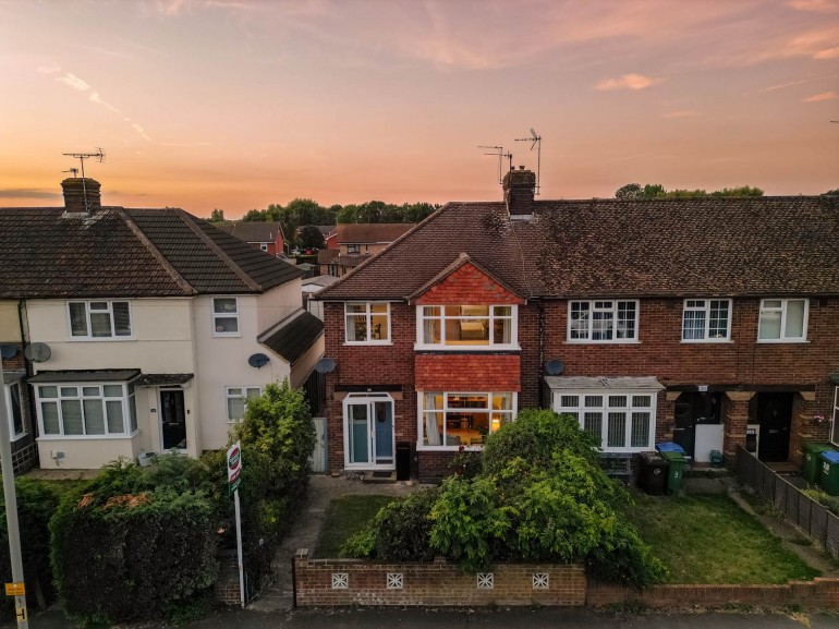 Weedon Road, Aylesbury, Buckinghamshire