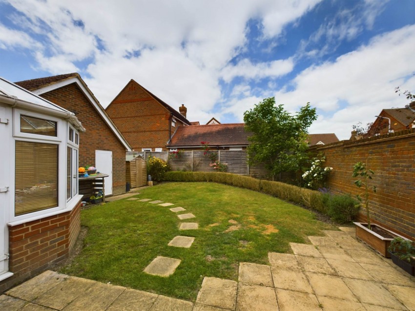 Images for Church Farm Close, Bierton, Aylesbury