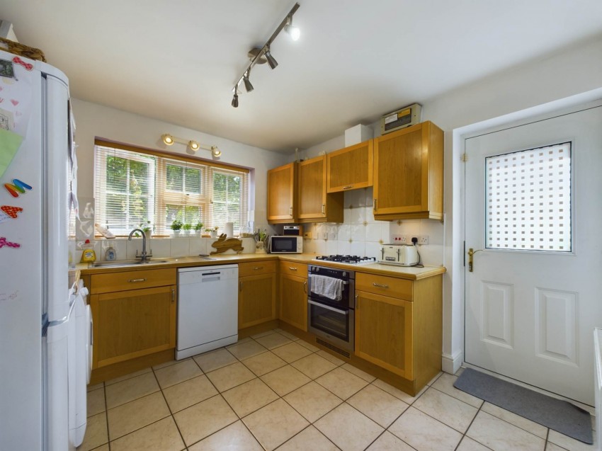 Images for Church Farm Close, Bierton, Aylesbury